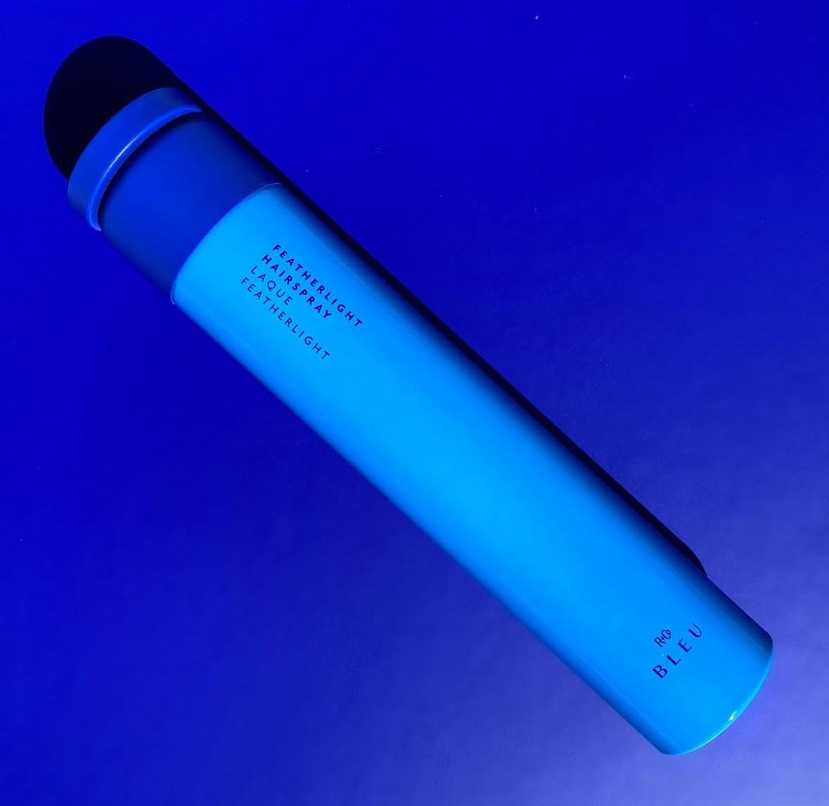 R&Co Bleu Featherlight Hairspray
